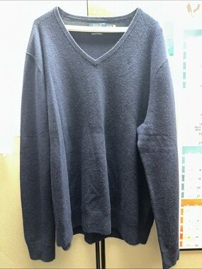 Polo by Ralph Lauren Men's Dark Blue V-Neck Sweater